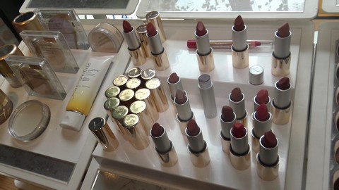 Jane Iredale Luxe Clean Beauty Launches