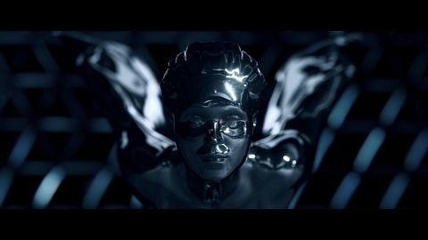 VIKTORIA MODESTA EMBODIES ROLLS-ROYCE BLACK BADGE